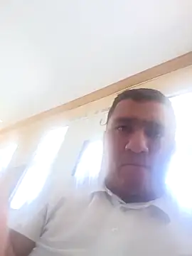 Snapshot of luis20212 chatting on April 2026 03:36:01 PM luis20212 online show from April 2026 03:36:01 PM