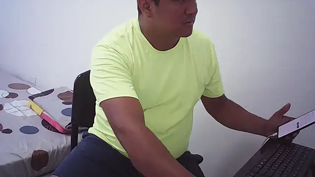 Snapshot of luis20212 chatting on May 2026 08:58:01 PM luis20212 online show from May 2026 08:58:01 PM