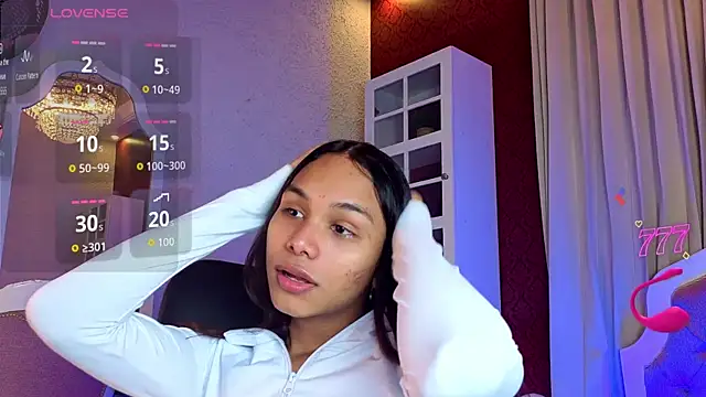Snapshot of KristinaGriner chatting on May 2026 01:23:01 AM KristinaGriner online show from May 2026 01:23:01 AM