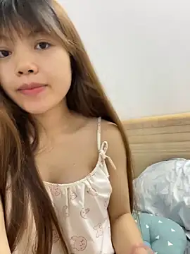 Snapshot of -Vaci- chatting on April 2026 02:40:01 PM -Vaci- online show from April 2026 02:40:01 PM