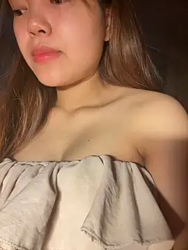 Snapshot of -Vaci- chatting on May 2026 01:14:02 AM -Vaci- online show from May 2026 01:14:02 AM