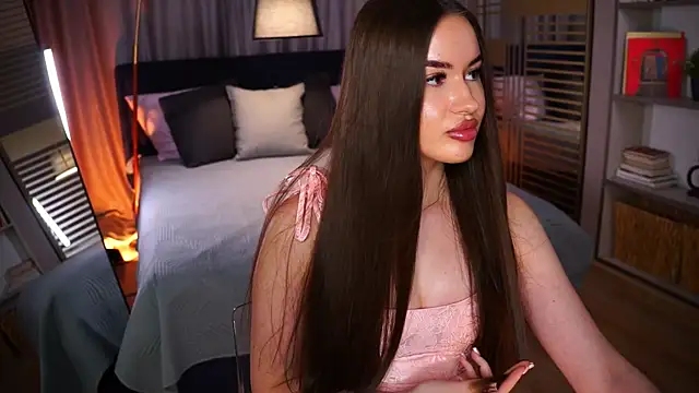 RoseExpose online show from April 2026 03:42:02 PM