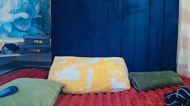 CaramelCandyxx online show from July 2026 06:18:02 AM