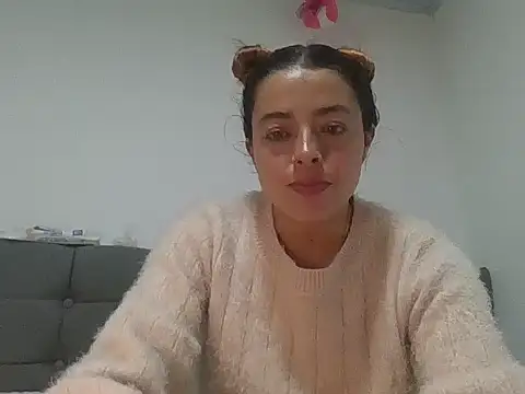 cattleya Louise online show from April 2026 03:54:02 AM