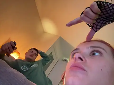 rednox666 online show from March 2026 07:46:02 PM