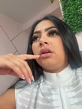 Snapshot of PinkDoll14 chatting on March 2026 09:25:01 PM PinkDoll14 online show from March 2026 09:25:01 PM