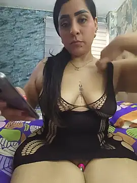 Snapshot of val_eria chatting on May 2026 01:51:02 PM val eria online show from May 2026 01:51:02 PM