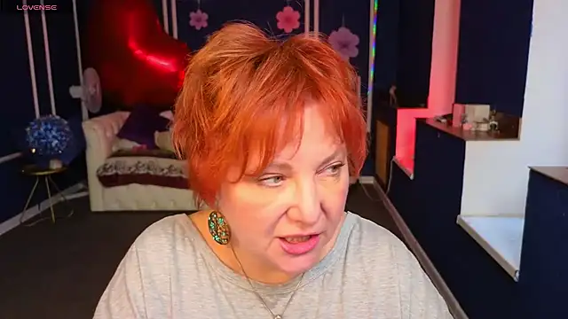Kira Kingslee online show from April 2026 11:12:01 AM