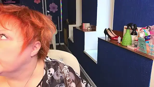 Kira Kingslee online show from April 2026 11:09:01 AM