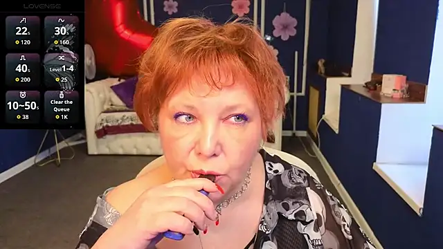 Kira Kingslee online show from May 2026 11:06:01 AM
