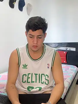Snapshot of Johannes_mills chatting on April 2026 05:21:02 PM Johannes mills online show from April 2026 05:21:02 PM