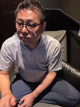 Snapshot of RYUICHI_1919 chatting on July 2026 10:20:01 AM RYUICHI 1919 online show from July 2026 10:20:01 AM