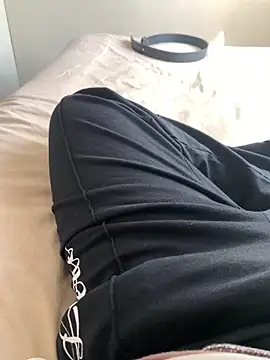 Snapshot of ndaloyakhe chatting on April 2026 12:02:01 PM ndaloyakhe online show from April 2026 12:02:01 PM