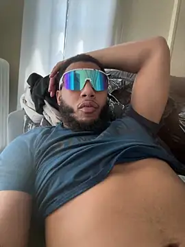 Snapshot of ThisTheRealD chatting on June 2026 05:24:02 PM ThisTheRealD online show from June 2026 05:24:02 PM