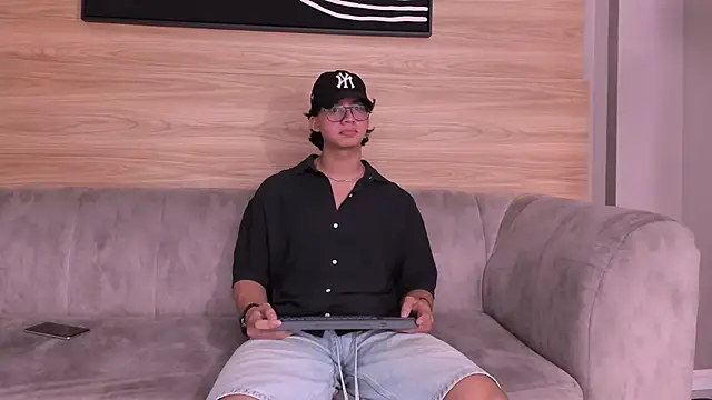 axxel body online show from March 2026 08:43:01 PM