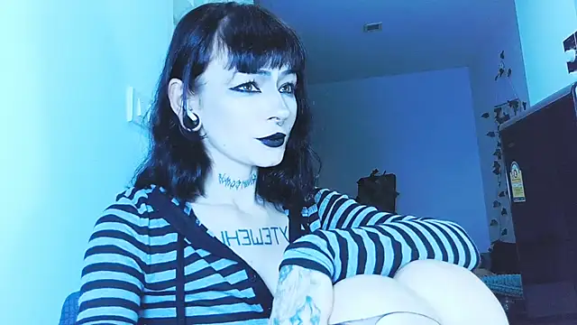 H3xD0ll online show from April 2026 11:24:01 PM