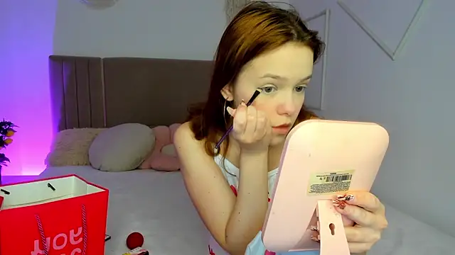 Snapshot of Melissa_me0w chatting on May 2026 09:45:01 PM Melissa me0w online show from May 2026 09:45:01 PM