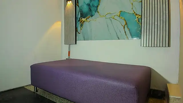 Snapshot of MILLER_SANZ chatting on April 2026 01:01:01 PM MILLER SANZ online show from April 2026 01:01:01 PM