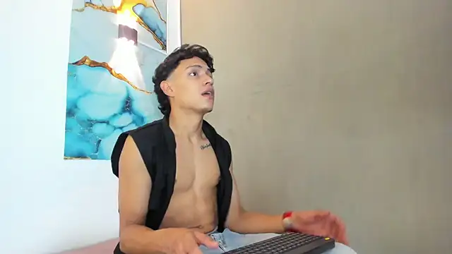 Snapshot of MILLER_SANZ chatting on April 2026 12:54:01 PM MILLER SANZ online show from April 2026 12:54:01 PM