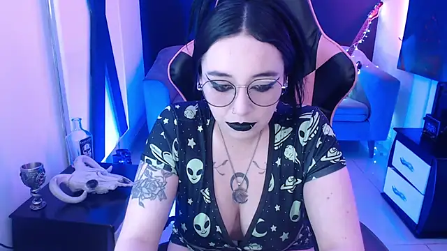 Snapshot of Nyxnocturne chatting on June 2026 02:34:01 PM Nyxnocturne online show from June 2026 02:34:01 PM