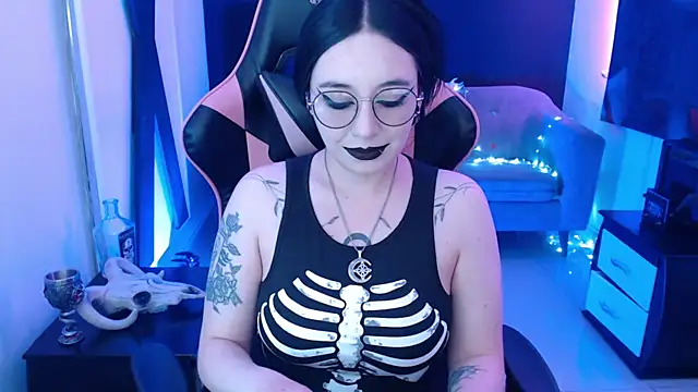 Snapshot of Nyxnocturne chatting on June 2026 01:45:02 PM Nyxnocturne online show from June 2026 01:45:02 PM