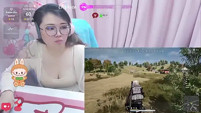 momobigmomo online show from May 2026 01:18:01 PM