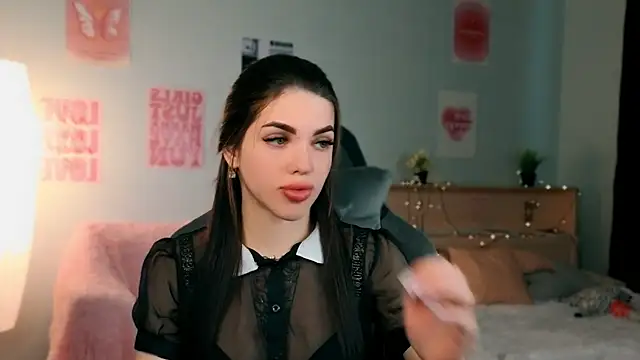 Snapshot of molly_rettyy chatting on May 2026 04:30:02 AM molly rettyy online show from May 2026 04:30:02 AM