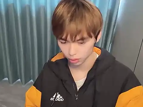 Snapshot of 88Xt chatting on March 2026 03:52:01 AM 88Xt online show from March 2026 03:52:01 AM