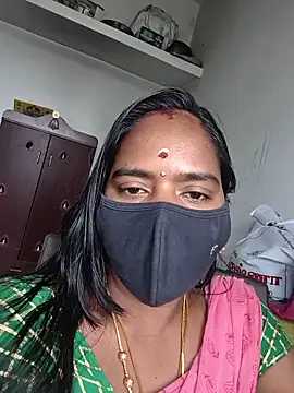 Snapshot of Tamil_Sangeetha chatting on May 2026 04:39:02 AM Tamil Sangeetha online show from May 2026 04:39:02 AM