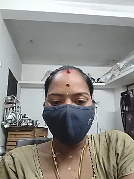 Snapshot of Tamil_Sangeetha chatting on May 2026 11:24:02 PM Tamil Sangeetha online show from May 2026 11:24:02 PM