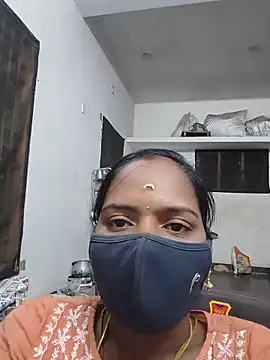 Snapshot of Tamil_Sangeetha chatting on May 2026 04:15:01 PM Tamil Sangeetha online show from May 2026 04:15:01 PM
