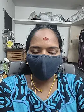 Snapshot of Tamil_Sangeetha chatting on June 2026 03:03:02 PM Tamil Sangeetha online show from June 2026 03:03:02 PM