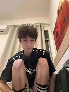 Snapshot of sexyboy-3525 chatting on May 2026 04:24:01 PM sexyboy-3525 online show from May 2026 04:24:01 PM