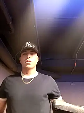 nico herrera   online show from April 2026 07:00:01 PM