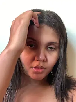 Snapshot of viviboraaaa chatting on June 2026 07:17:01 PM viviboraaaa online show from June 2026 07:17:01 PM