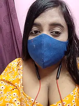 Snapshot of Tami-sonia chatting on April 2026 06:41:01 PM Tami-sonia online show from April 2026 06:41:01 PM