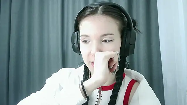 Snapshot of RubyBooby chatting on April 2026 04:09:01 PM RubyBooby online show from April 2026 04:09:01 PM