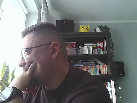 19cmSlave online show from May 2026 06:09:01 AM