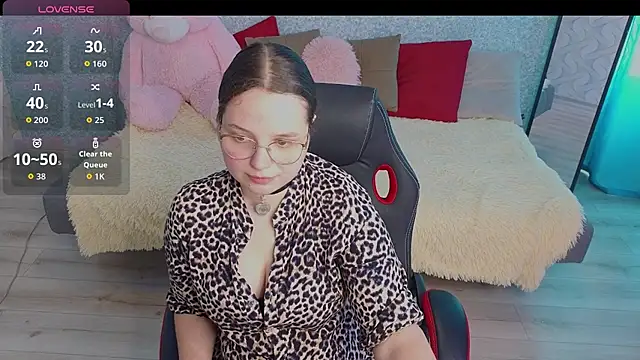 SofiDreamm online show from June 2026 03:14:02 PM