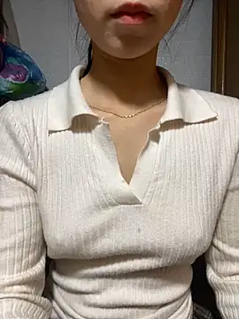 -Tini- online show from April 2026 02:25:02 PM