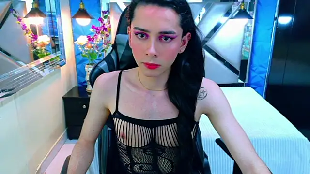 Sharlon  online show from April 2026 08:17:01 PM