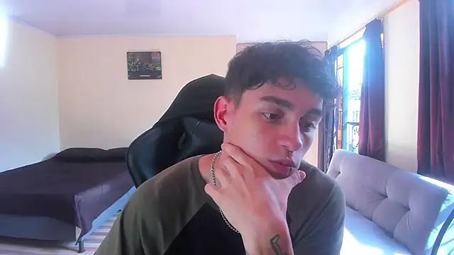 Snapshot of Luke_Chill chatting on April 2026 01:38:02 PM Luke Chill online show from April 2026 01:38:02 PM