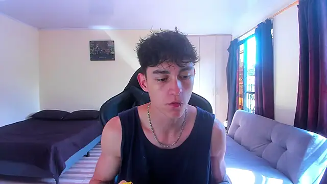Snapshot of Luke_Chill chatting on April 2026 02:01:02 PM Luke Chill online show from April 2026 02:01:02 PM