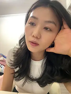 Snapshot of Shanshan_1267 chatting on May 2026 02:25:01 PM Shanshan 1267 online show from May 2026 02:25:01 PM