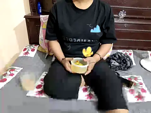 Red Wine3344 online show from March 2026 07:31:01 AM