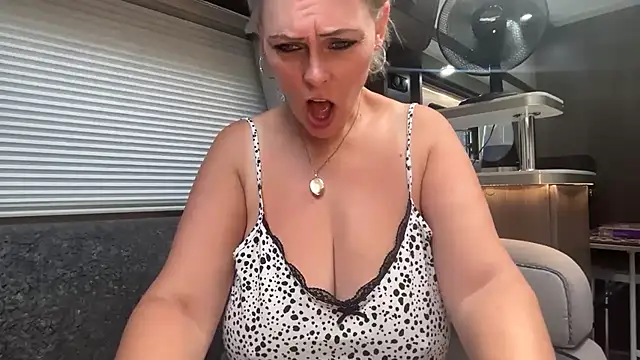 Snapshot of BustySwingingSlut chatting on July 2026 09:48:01 AM BustySwingingSlut online show from July 2026 09:48:01 AM