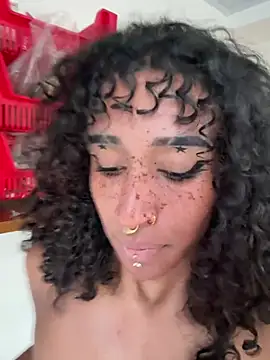 Snapshot of Sun_lynx_Love chatting on April 2026 07:58:02 PM Sun lynx Love online show from April 2026 07:58:02 PM