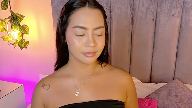 Snapshot of angelicaa_garcia chatting on April 2026 11:26:02 AM angelicaa garcia online show from April 2026 11:26:02 AM