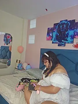 Snapshot of AleSweet_1 chatting on April 2026 01:31:01 PM AleSweet 1 online show from April 2026 01:31:01 PM