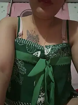 Snapshot of Lina-Naughty chatting on April 2026 07:11:01 AM Lina-Naughty online show from April 2026 07:11:01 AM